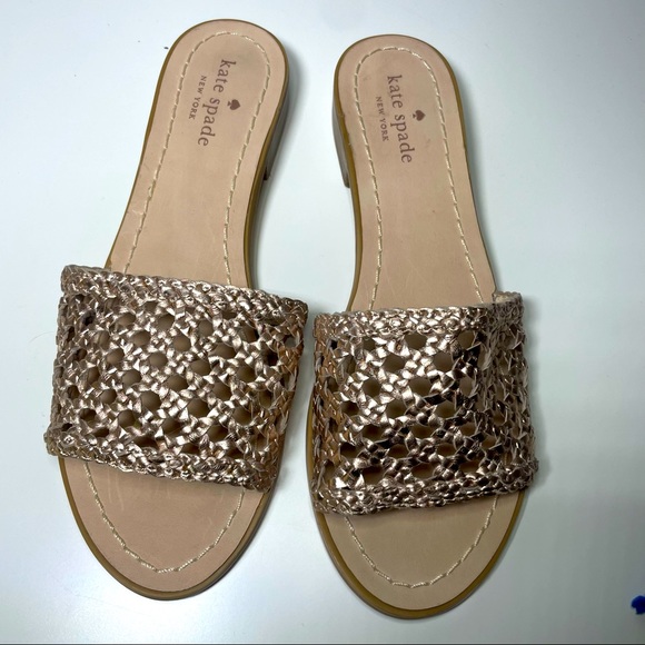 kate spade Shoes - Kate Spade Berlin Woven Leather Sandals. Size 7.5